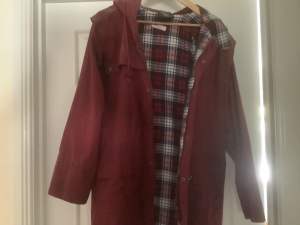 Rain jacket (burgundy) - size XS mens