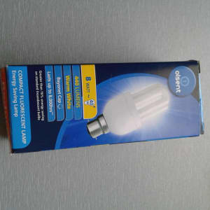 OLSENT 6 x 8w 440 lumens warm white BC compact fluorescent 8000hr NEW
