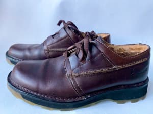 Dr. Martens vintage brown leather shoes UK7/EU41/US8