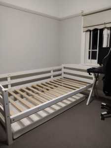 White King Single Wooden Slats Bed