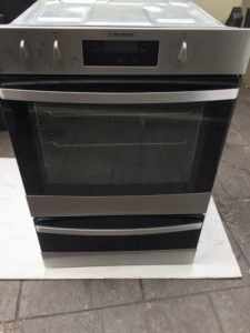 Natural Gas 60CM Westinghouse Fan Forced Wall Oven Excellent Condition