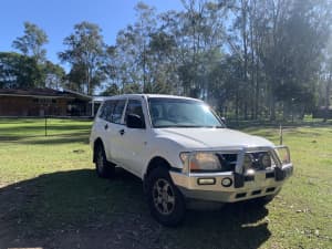 2004 diesel pajero - automatic 7 seater