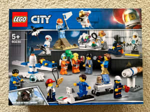LEGO 60230 People Pack Space - BNIB