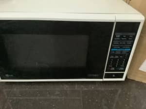 NeoChef, 30L EasyClean™ Microwave Oven