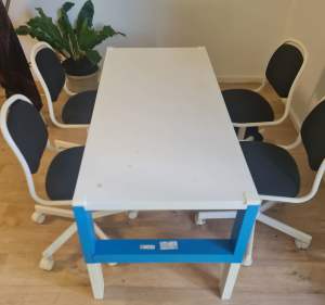 Small Table and 4 chairs for Children