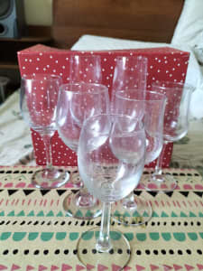 3 X pairs of wine glasses 