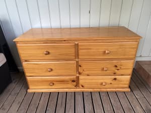 Chest of drawers pine dresser