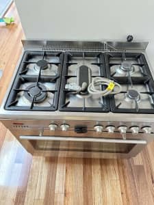 Andi 900mm Stainless Steel 5 burner freestanding gas stove with oven