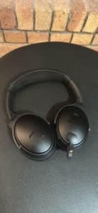 Bose QuietComfort® SE headphones