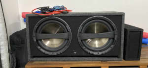 Phoenix Gold 2x 12” Subwoofers with integrated AMP Z212AB-V2