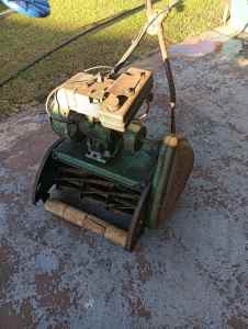 Villiers 16 inch cylinder lawn mower 