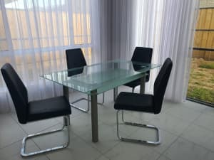 Dining Table with 6 x Chairs, Bar Chairs and Office Chair for Sale