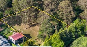 Three adjacent lots for sale in Old Bowral.