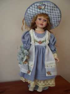 KB Porcelain Doll Named Georgina LE 157/2500, 51cm high
