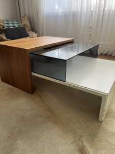 Quality Designer Hulsta Timber/Glass Coffee Table