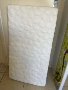 Nook cot mattress top condition