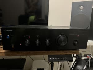 Pioneer A10 integrated amp
