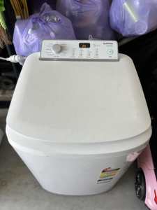 FREE DELIVERY! Simpson 6.5KG top load washing machine