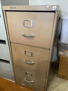 Filing Cabinet, 3 drawer