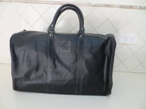 Travel Bag Overnight Bag by Chivas Royal Salute Good Quality New