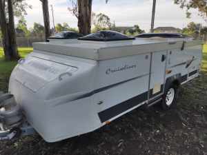 2005 Avan, Cruiseliner Air Conditioner, Hot Water, Awning.