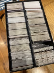 Yugioh Collection (over 3000 cards and around 20 decks)