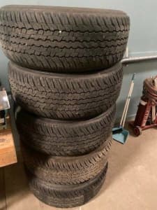 2021 200 Series VX Landcruiser tyres and rims