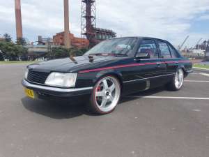 Vh holden ls1 9inch t400 tubbed 