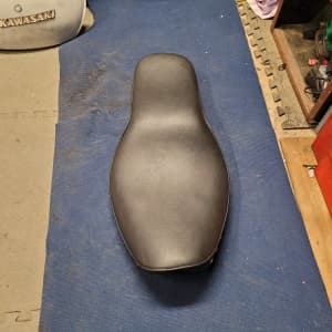 Harley sporty seat
