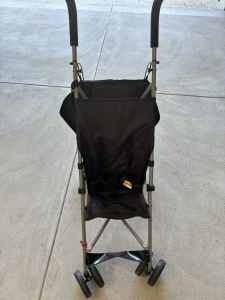Light weight easy fold stroller