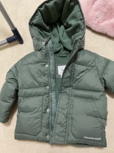 Country road puffer jacket with hood