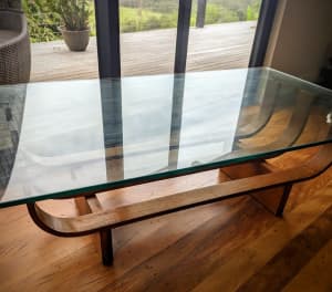 Lovely vintage modern retro collectable coffee table TH Brown Aquarius