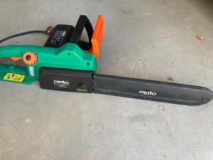 Ozito ECS-355 1800W 14 inch Electric Chainsaw