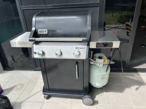 Weber barbecue bbq Spirit with cover included (perfect condition)