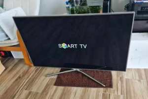 samsung 55inch smart tv with remote wifi, watch youtube, netflix, goo