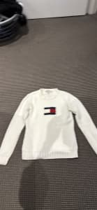 Womens Tommy Hilfiger XS knit used 