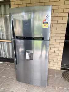 LG 515L Fridge Freezer