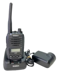 UNIDEN 5 WATT Waterproof CB Handheld R UH850 RADIO 