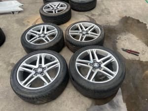 VE Commodore Series 2 Rims And Tyers 