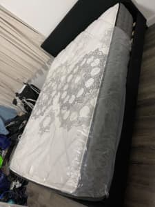Queen mattress- king koil