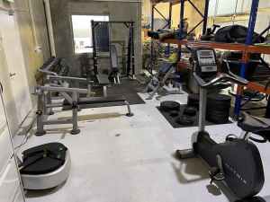 Gym Equipment Various (Pending)