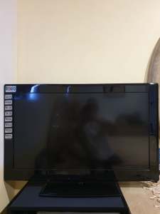 PALSONIC 32 INCH LCD TV LIQUID CRYSTAL DISPLAY HIGH DEFINITION