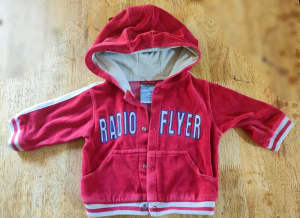 RADIO FLYER TODDLERS HOODED VELVET JACKET sz 6)9mths nice condition 