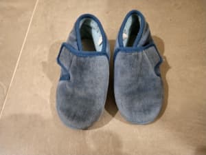 Toddler slippers.