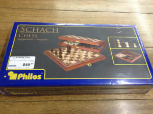 PHILOS MAGNETIC CHESS BOARD GAME
