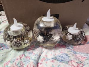 Set of 3 tea light candles decorations