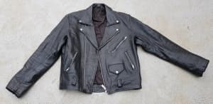 Womens Large Leather Harley Riding Jacket in Great Condition