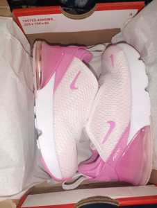 PINK NIKE 270S CHILDRENS SIZE 9 NEW