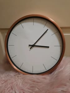 Clock Gold Rim 33cm Dia (no glass)