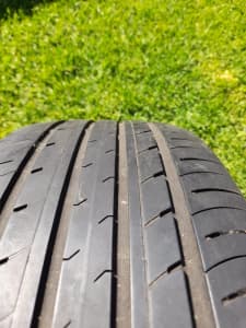 Used tyre Taken from a Mazda C 5